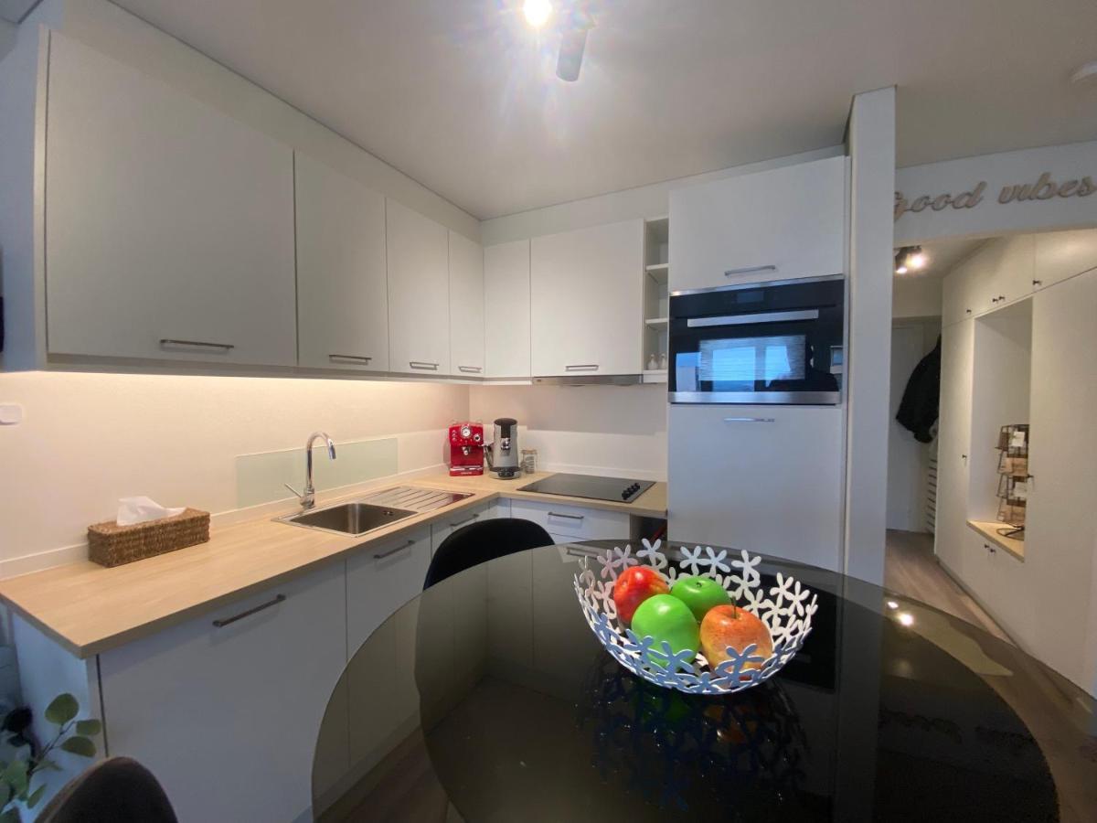 Апартаменты Moderne Studio Aan Zee Остенде Экстерьер фото